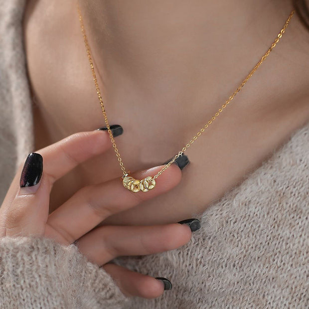 Titanium Steel Necklace Female Niche Design Hot Girl Short Pearl