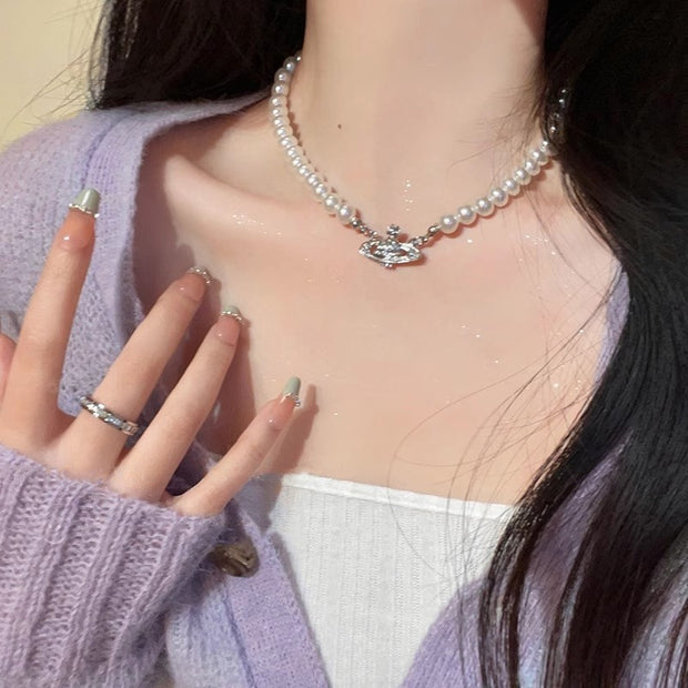 Titanium Steel Necklace Female Niche Design Hot Girl Short Pearl