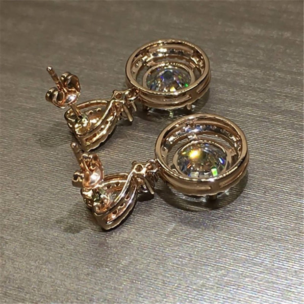 Heart-shaped zircon ear studs