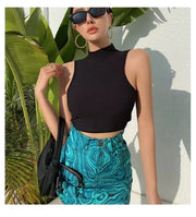 Outer Wear Sleeveless Short Slim Fit Midriff-baring Top